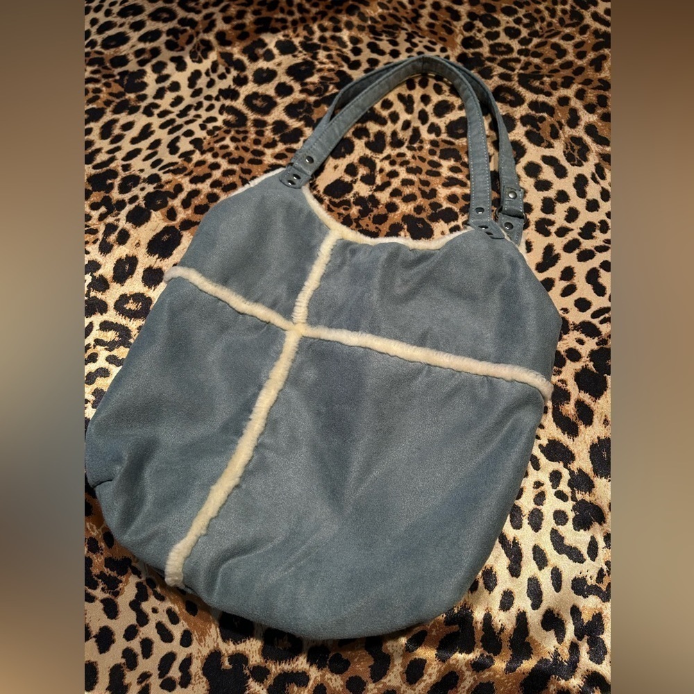 Y2K Avon Blue Faux Suede & Faux Fur Tote Bag - Picture 2 of 6